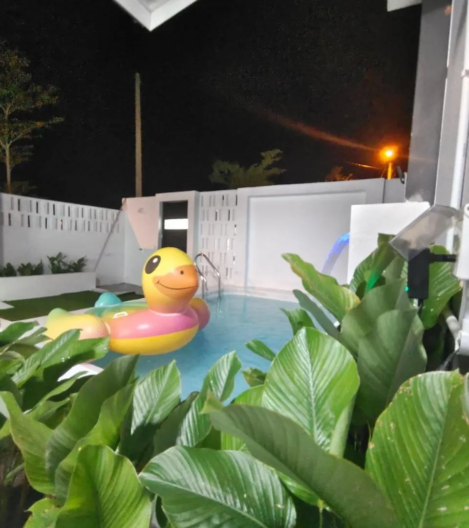 Rumah Adam Homestay Bukit Changgang Private Pool Kampong Kubang Beras Malaysia